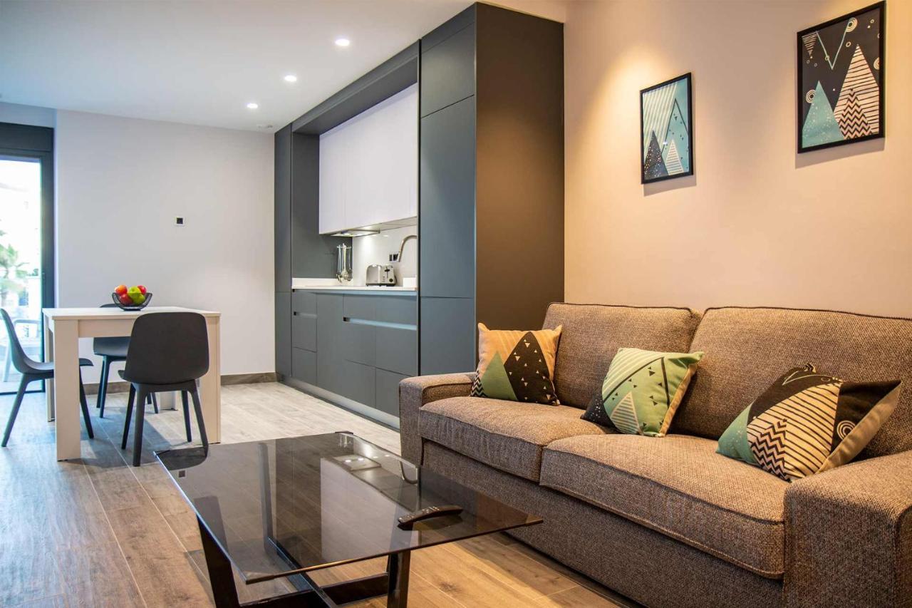 Apartamentos Vacacional En Plaza De Espana Nerja Dış mekan fotoğraf