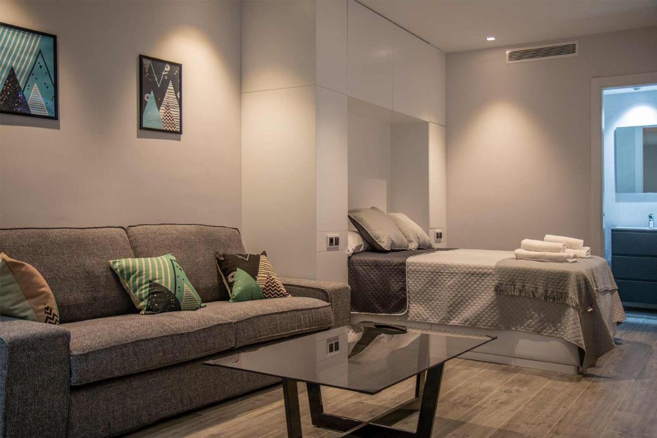 Apartamentos Vacacional En Plaza De Espana Nerja Dış mekan fotoğraf