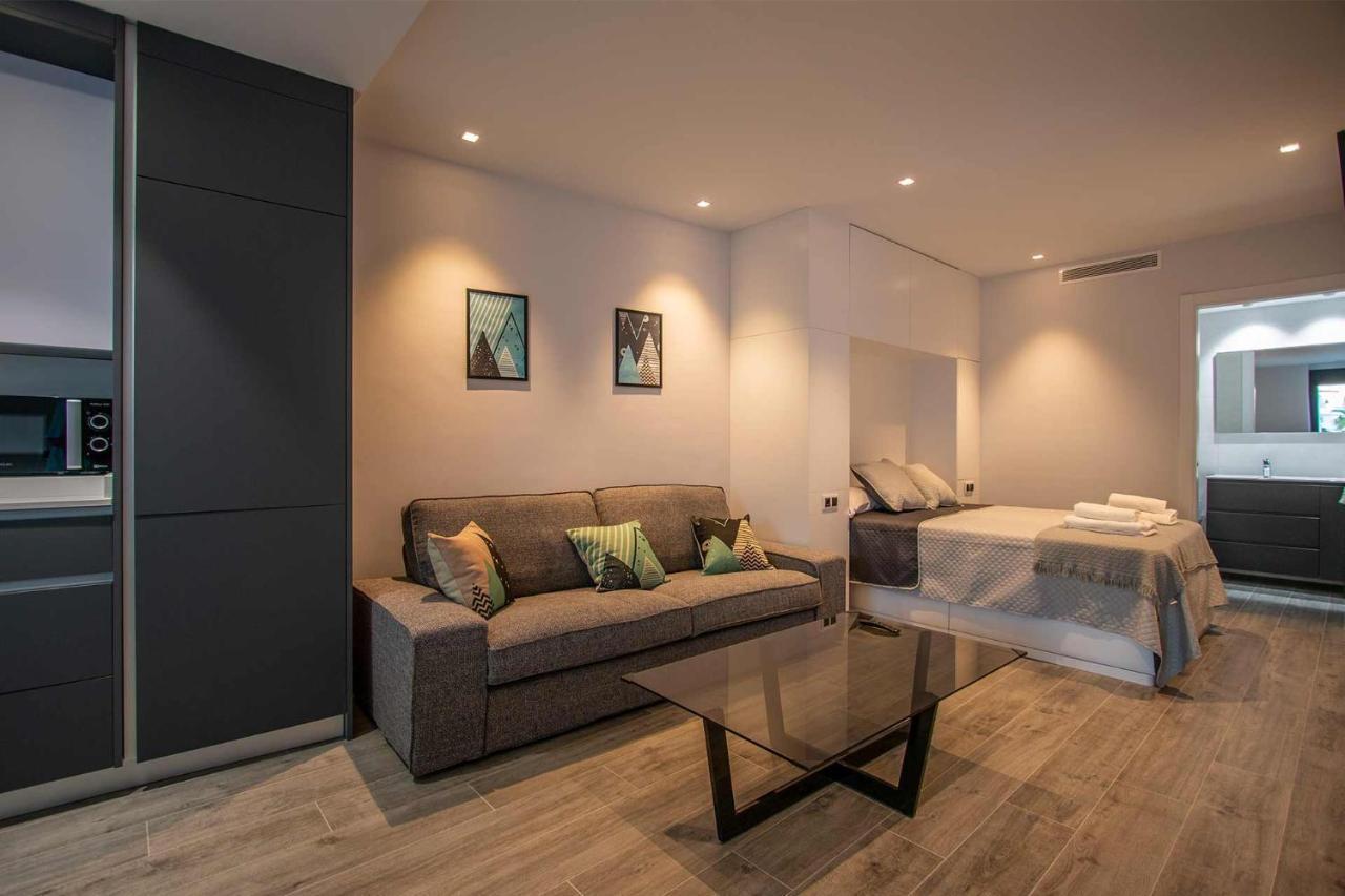 Apartamentos Vacacional En Plaza De Espana Nerja Dış mekan fotoğraf