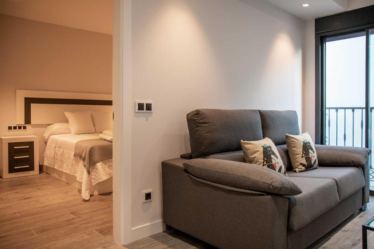 Apartamentos Vacacional En Plaza De Espana Nerja Dış mekan fotoğraf