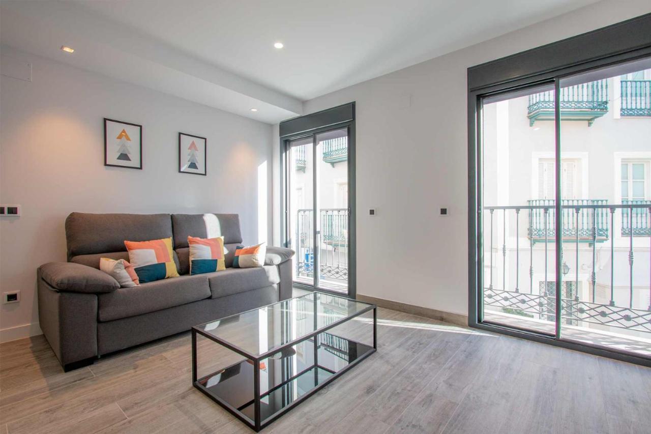 Apartamentos Vacacional En Plaza De Espana Nerja Dış mekan fotoğraf