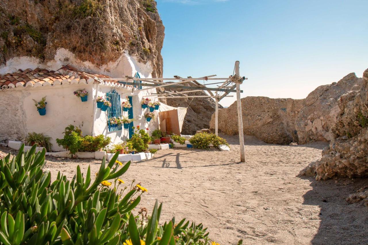 Apartamentos Vacacional En Plaza De Espana Nerja Dış mekan fotoğraf